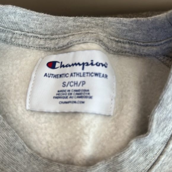 Champion Crew Neck, size small - Picture 3 of 3